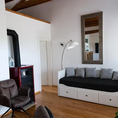 Officinalis - Family Holiday home Brzac